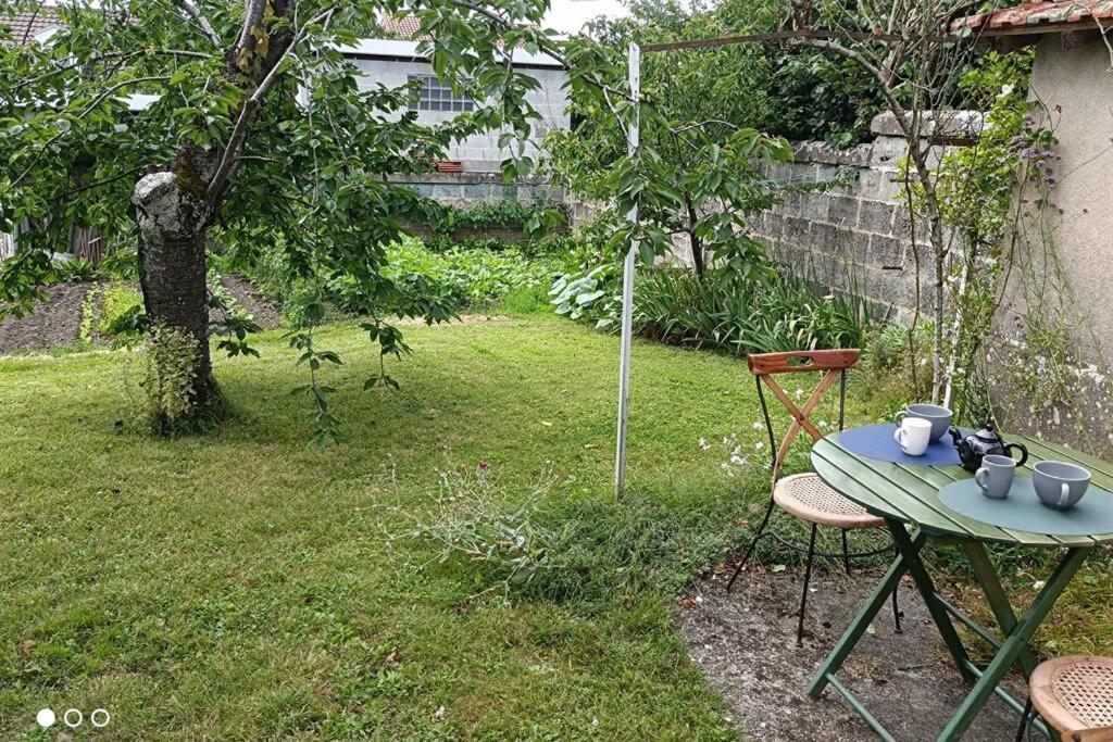 Un Paradis De Verdure En Plein Centre Ville Périgueux Εξωτερικό φωτογραφία